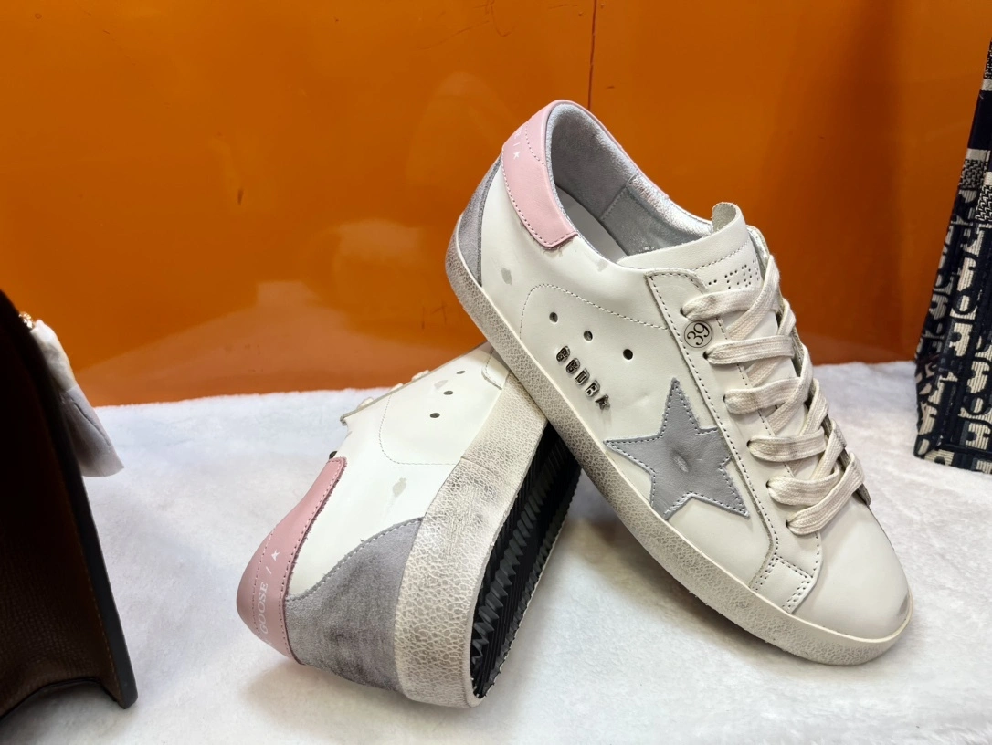 OOBB-- GWF00102.F004662.11531 cowhide item:D-X018B2803S